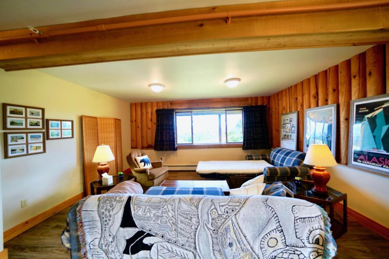 Flat Fish Lodge B&B And Event Center Homer Exterior photo